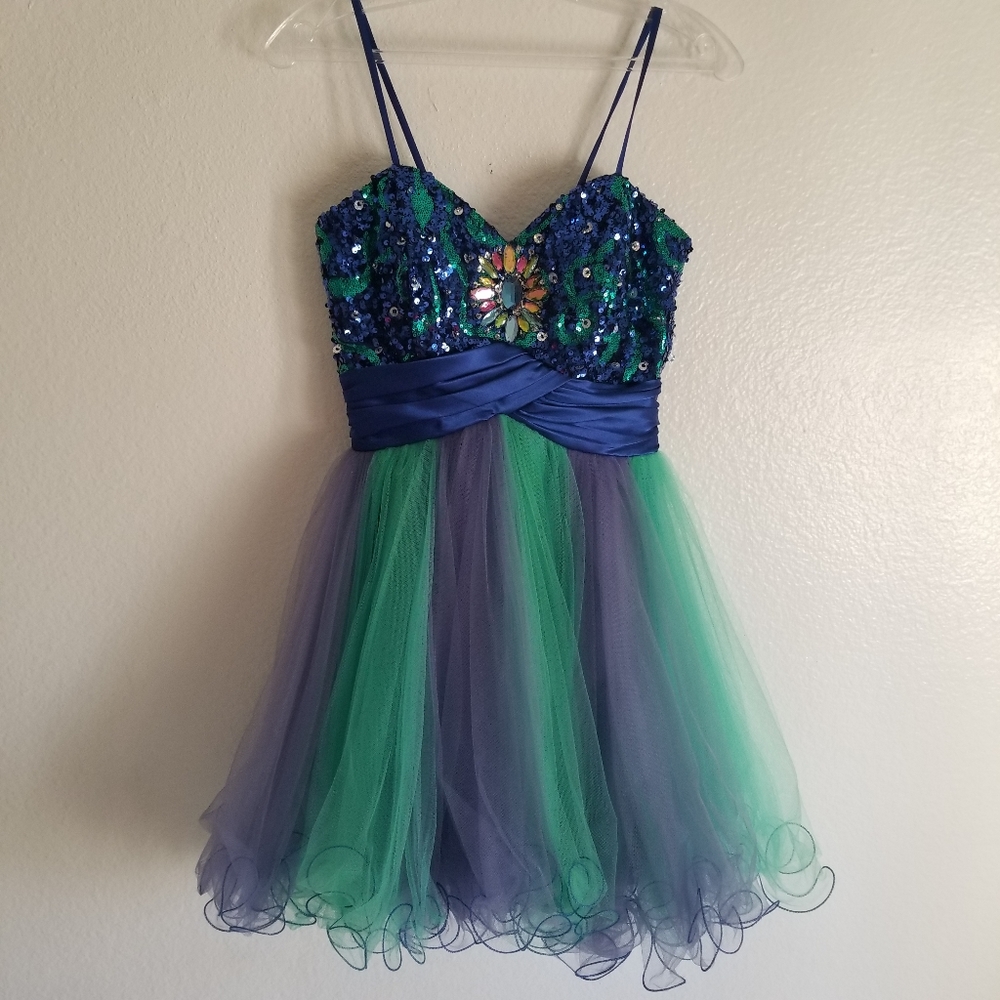Juliet Sequined Prom Dress